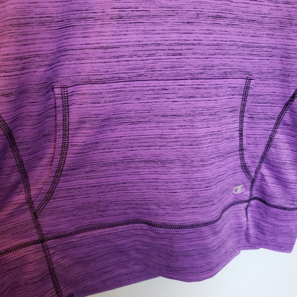 Champion Pull Over Sweater - Picture 2 of 9